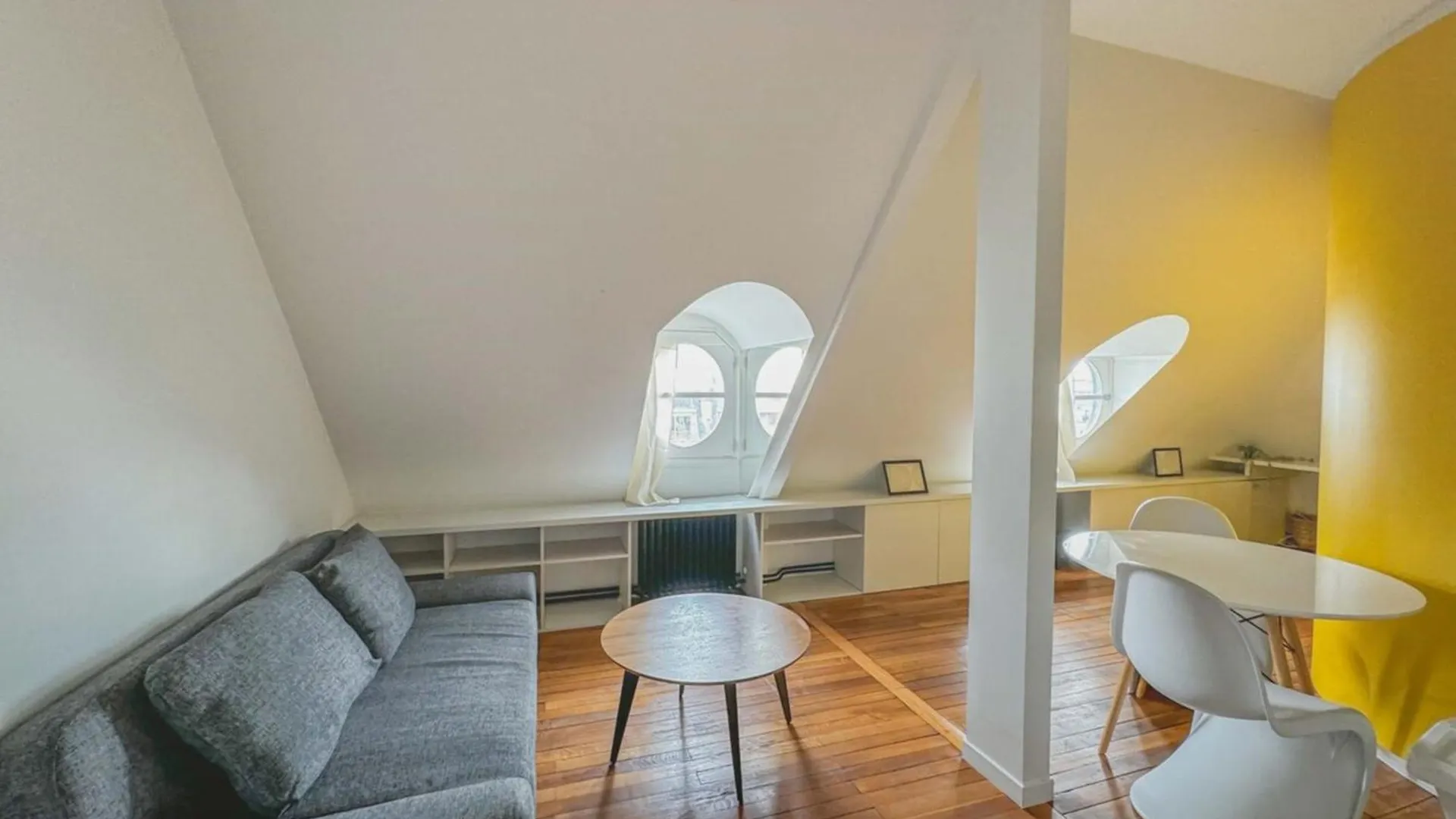 Flexliving - Onebedroom - Malesherbes - Eiffel Tower View * Paris