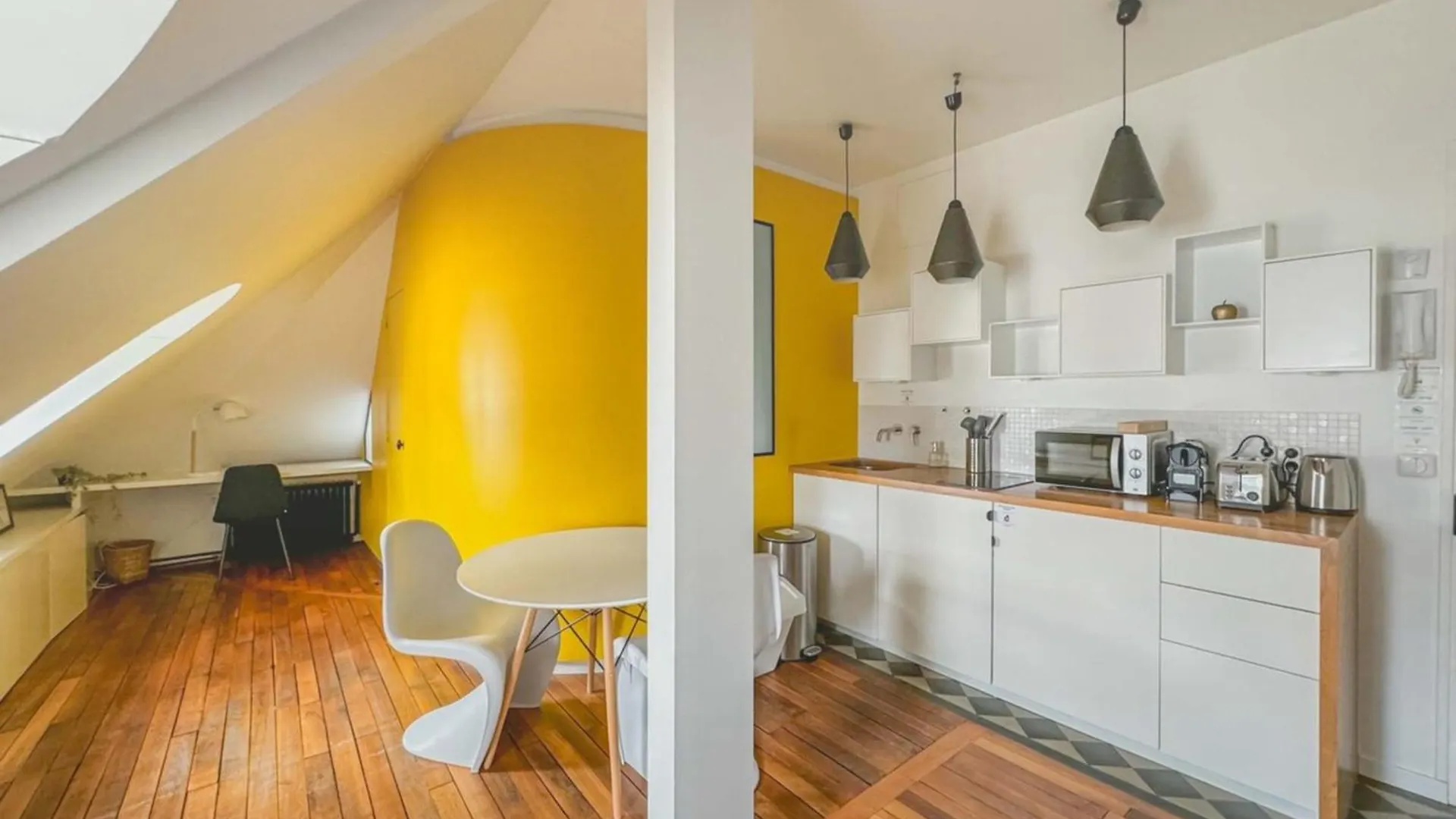 Flexliving - Onebedroom - Malesherbes - Eiffel Tower View Apartment Paris