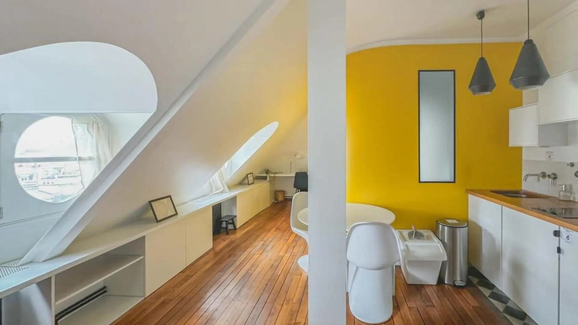 Flexliving - Onebedroom - Malesherbes - Eiffel Tower View Apartment
